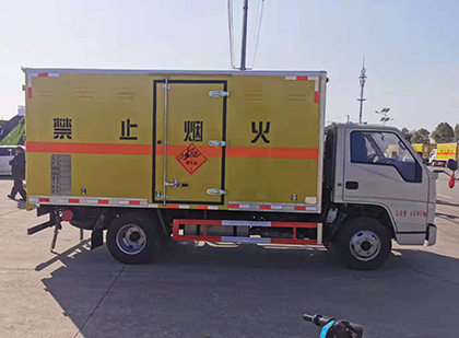 景谷爆破器材运输车